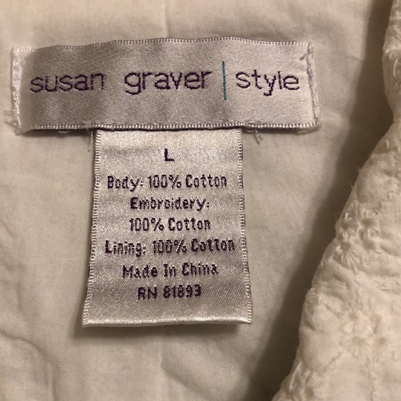 Susan graver white eyelet jacket, fully lined. Size L, 100% cotton ruffle trim - Picture 3 of 6